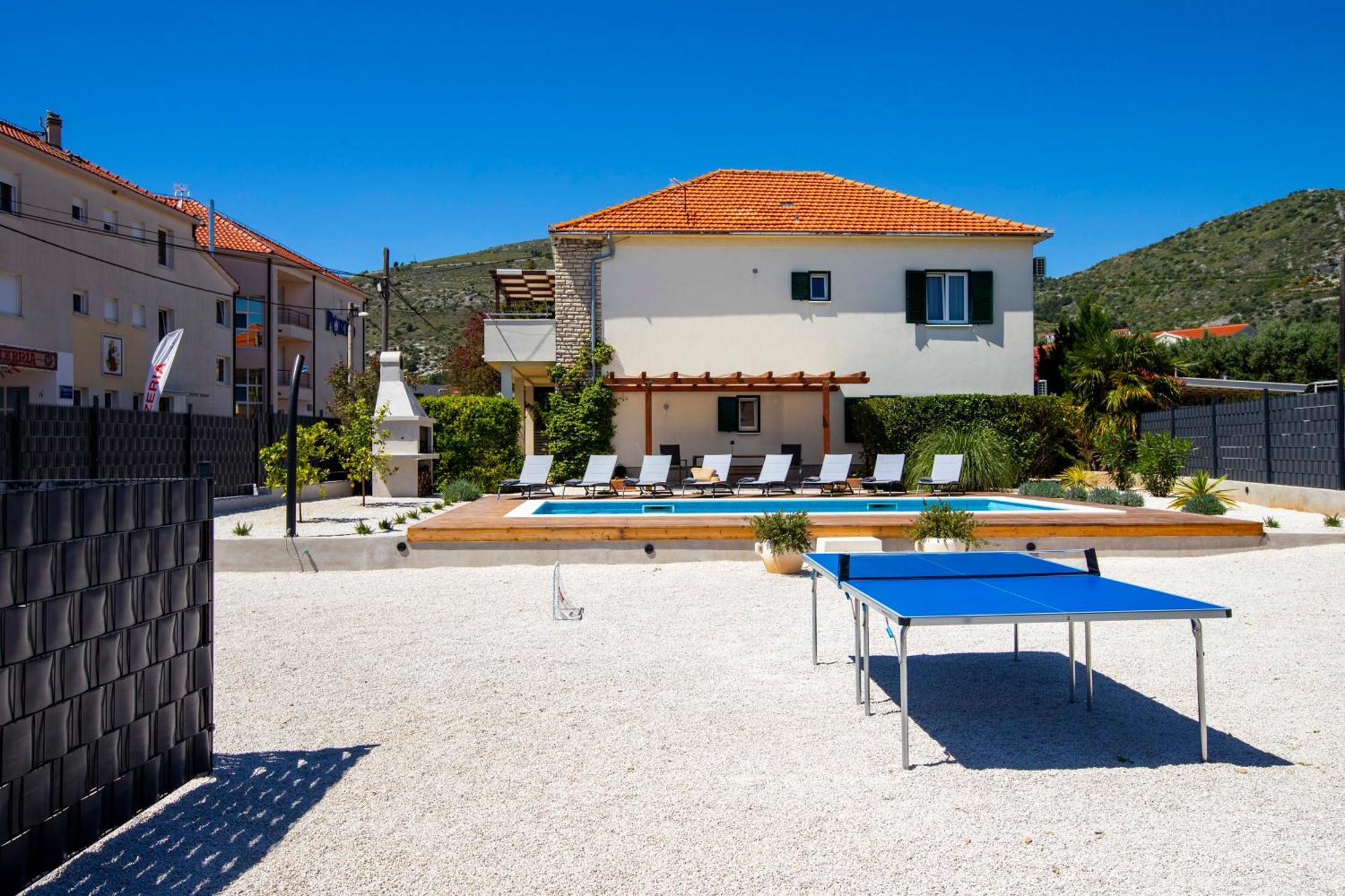 Apartment Laura Trogir Exterior foto