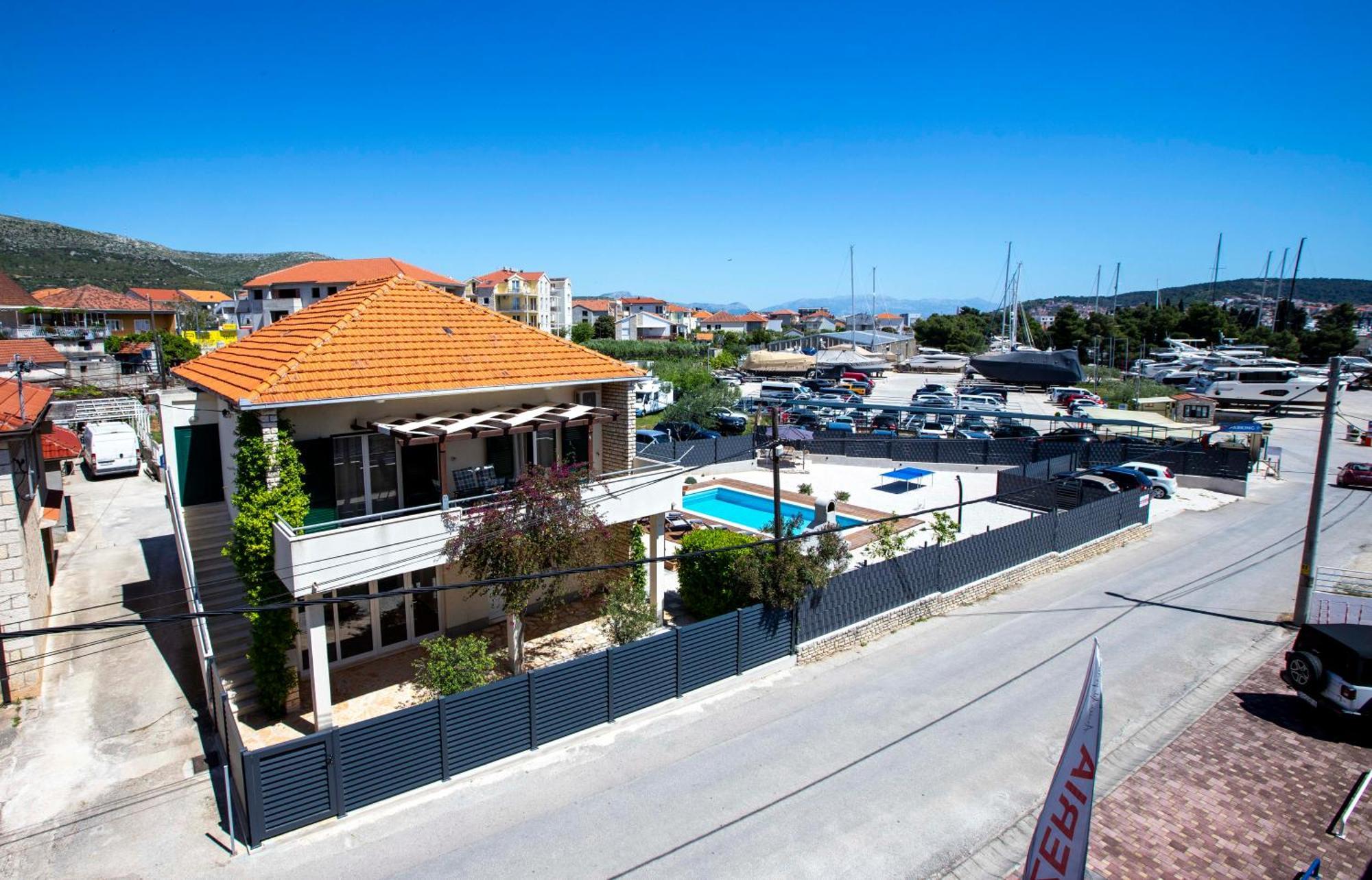 Apartment Laura Trogir Exterior foto