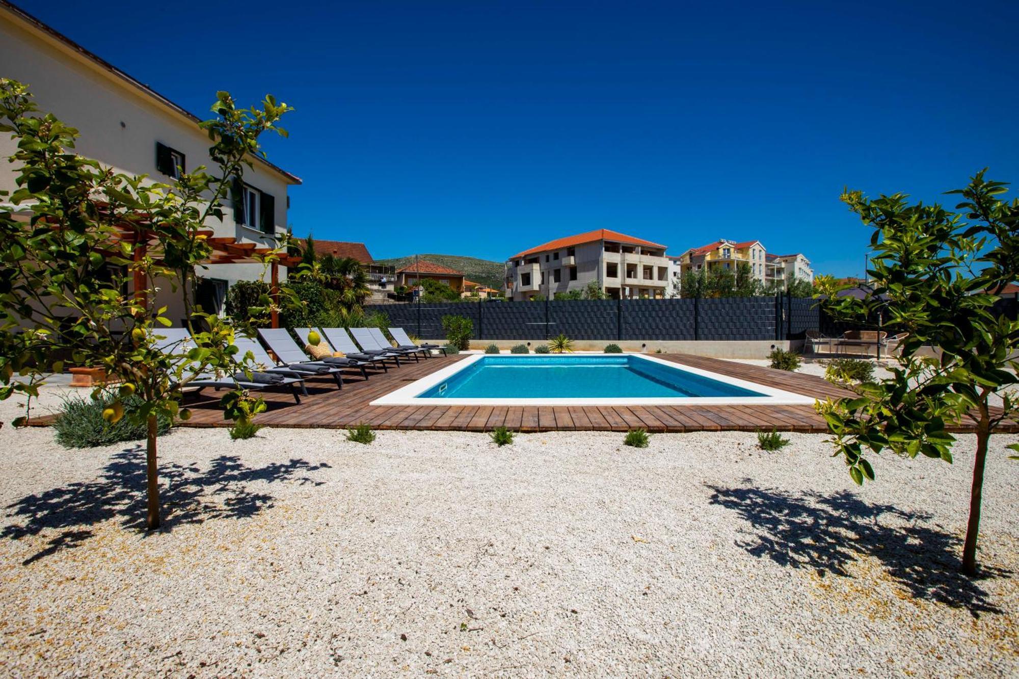 Apartment Laura Trogir Exterior foto